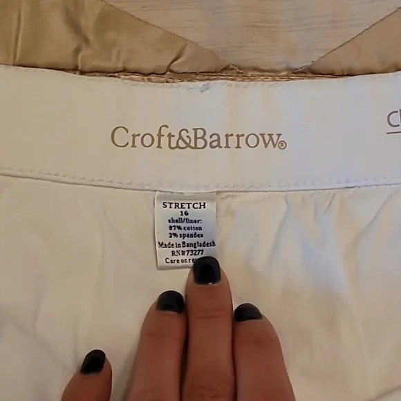 Skort - Picture 2 of 3